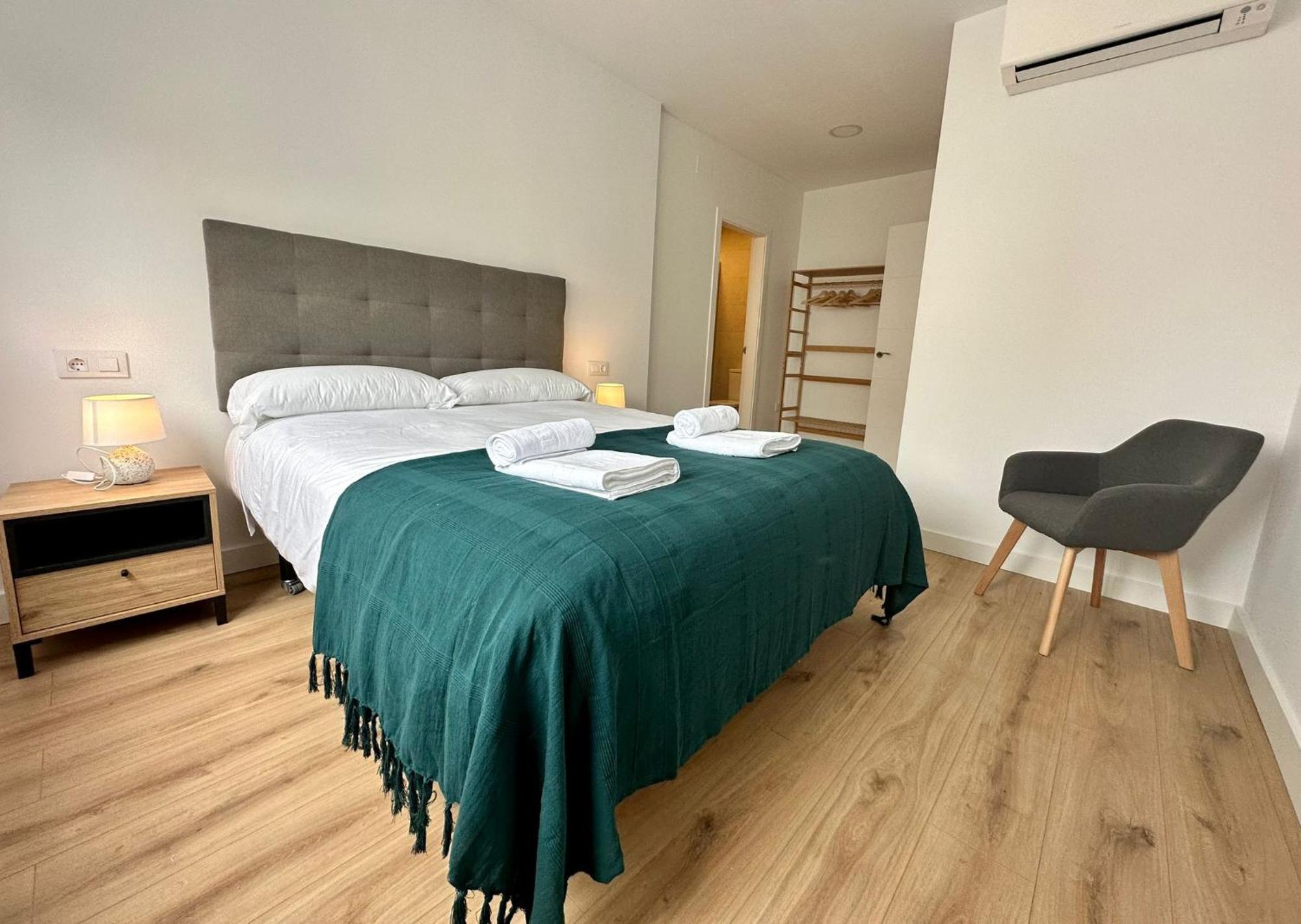 Apartamentos La Muralla Grupo Ac Gestion Cádiz Eksteriør billede