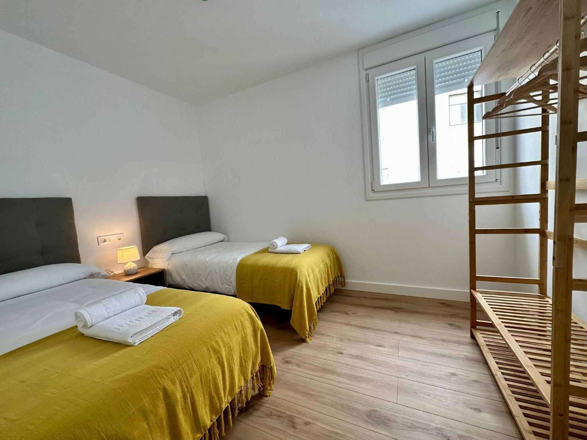 Apartamentos La Muralla Grupo Ac Gestion Cádiz Eksteriør billede